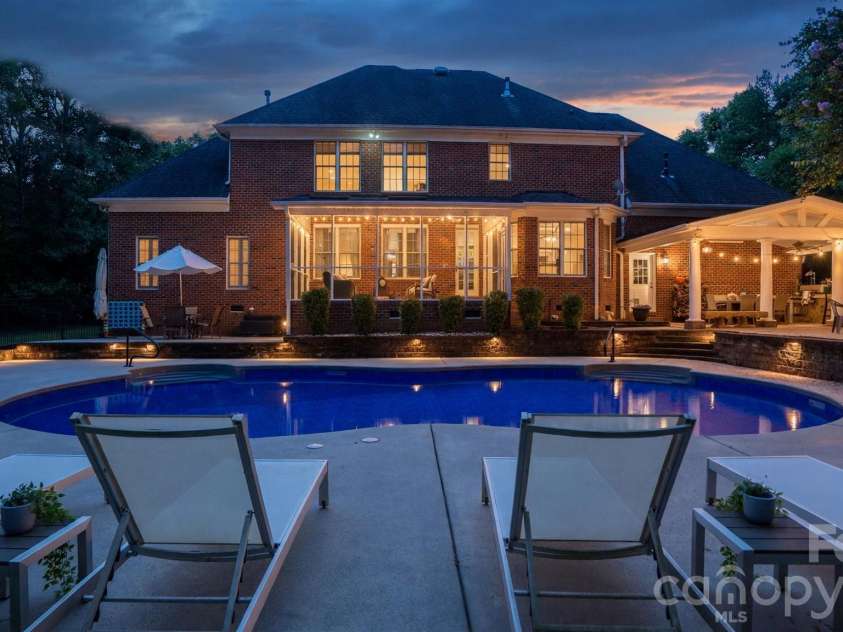 6263 Chamar Circle, Kannapolis, NC 28081.  MLS# CAR4409787, YatesRealty ID 44038. 