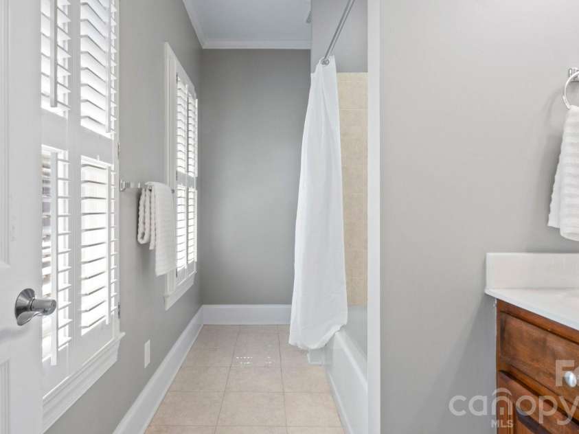 6263 Chamar Circle, Kannapolis, NC 28081.  MLS# CAR4409787, YatesRealty ID 44038. 