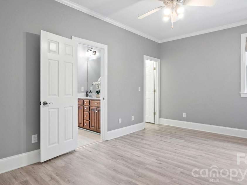 6263 Chamar Circle, Kannapolis, NC 28081.  MLS# CAR4409787, YatesRealty ID 44038. 