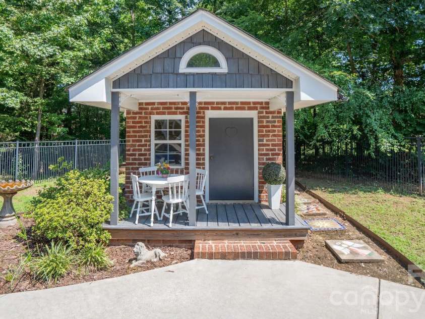 6263 Chamar Circle, Kannapolis, NC 28081.  MLS# CAR4409787, YatesRealty ID 44038. 