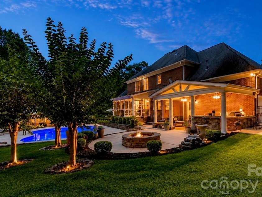 6263 Chamar Circle, Kannapolis, NC 28081.  MLS# CAR4409787, YatesRealty ID 44038. Welcome to paradise!