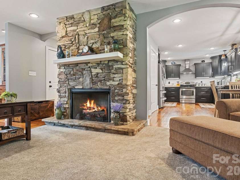 2214 Flanagan Drive, Lenoir, NC 28645.  MLS# CAR4412375, YatesRealty ID 44041. 