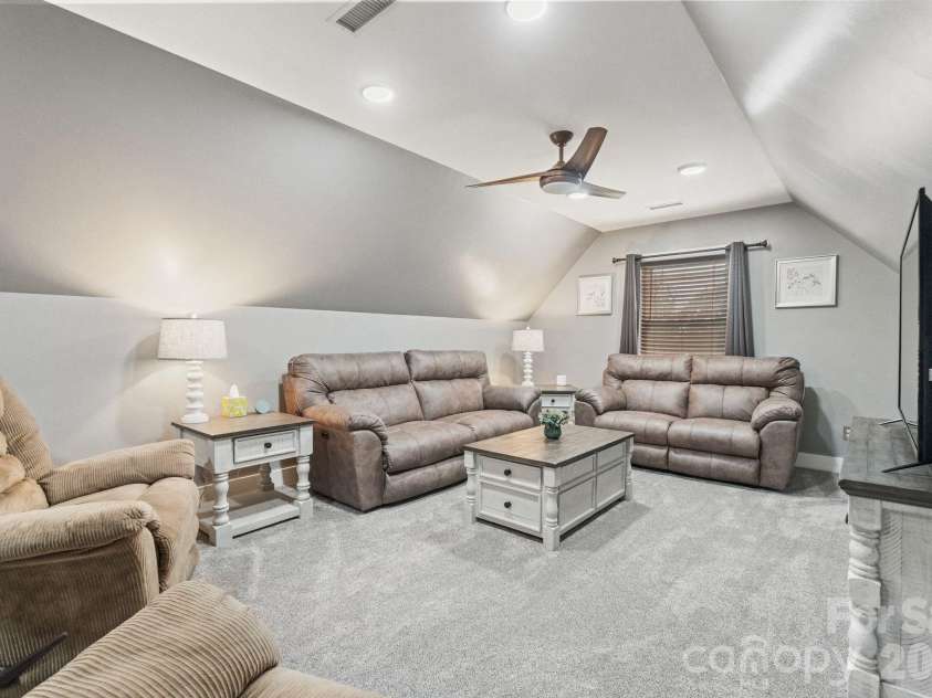 2214 Flanagan Drive, Lenoir, NC 28645.  MLS# CAR4412375, YatesRealty ID 44041. 