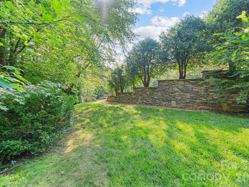 2214 Flanagan Drive, Lenoir, NC 28645.  MLS# CAR4412375, YatesRealty ID 44041. 
