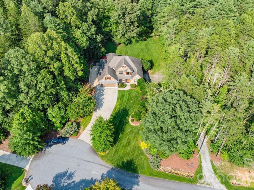 2214 Flanagan Drive, Lenoir, NC 28645.  MLS# CAR4412375, YatesRealty ID 44041. 