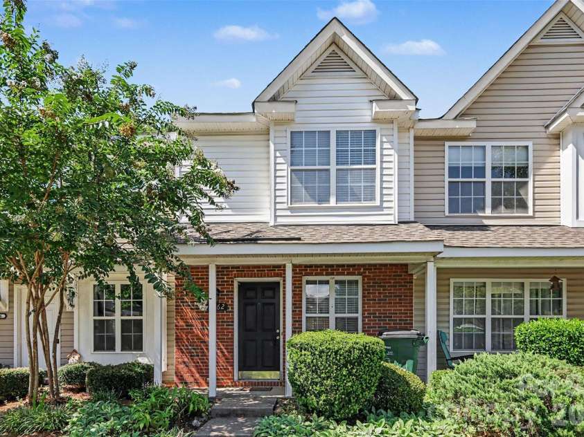2962 Caldwell Ridge Parkway, Charlotte, NC 28213.  MLS# CAR4412870, YatesRealty ID 44042. 