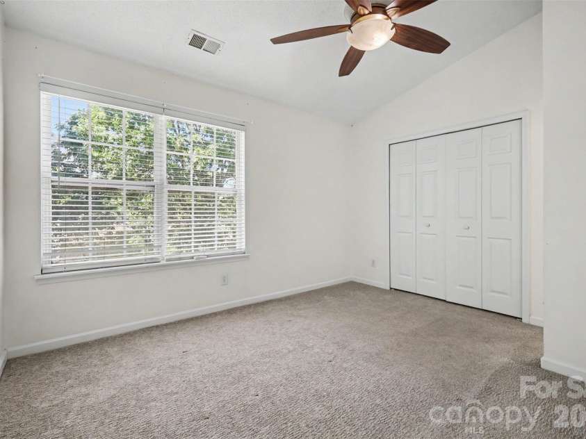 2962 Caldwell Ridge Parkway, Charlotte, NC 28213.  MLS# CAR4412870, YatesRealty ID 44042. 