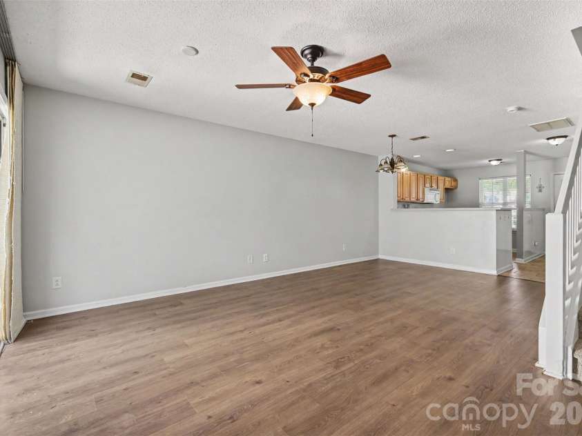 2962 Caldwell Ridge Parkway, Charlotte, NC 28213.  MLS# CAR4412870, YatesRealty ID 44042. 
