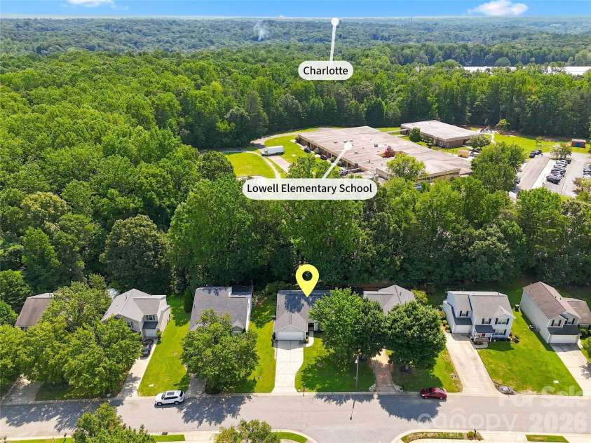 512 River View Drive, Lowell, NC 28098.  MLS# CAR4410977, YatesRealty ID 44043. 