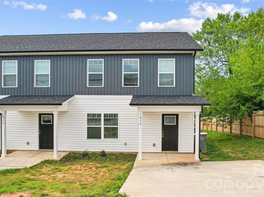 816 Fairview Street, Kannapolis, NC 28083.  MLS# CAR4413080, YatesRealty ID 44045. 