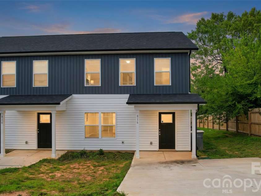 816 Fairview Street, Kannapolis, NC 28083.  MLS# CAR4413080, YatesRealty ID 44045. 
