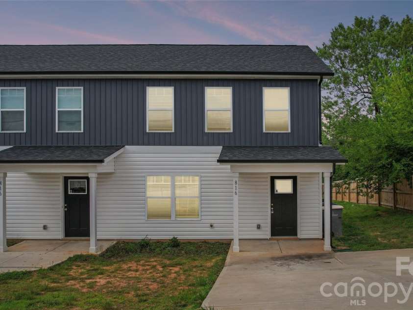 816 Fairview Street, Kannapolis, NC 28083.  MLS# CAR4413080, YatesRealty ID 44045. 