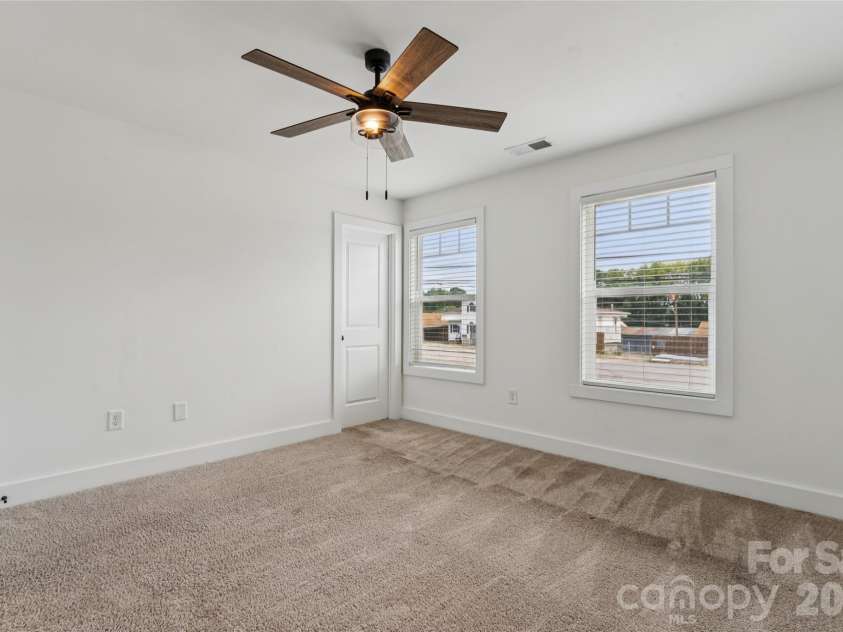 816 Fairview Street, Kannapolis, NC 28083.  MLS# CAR4413080, YatesRealty ID 44045. 