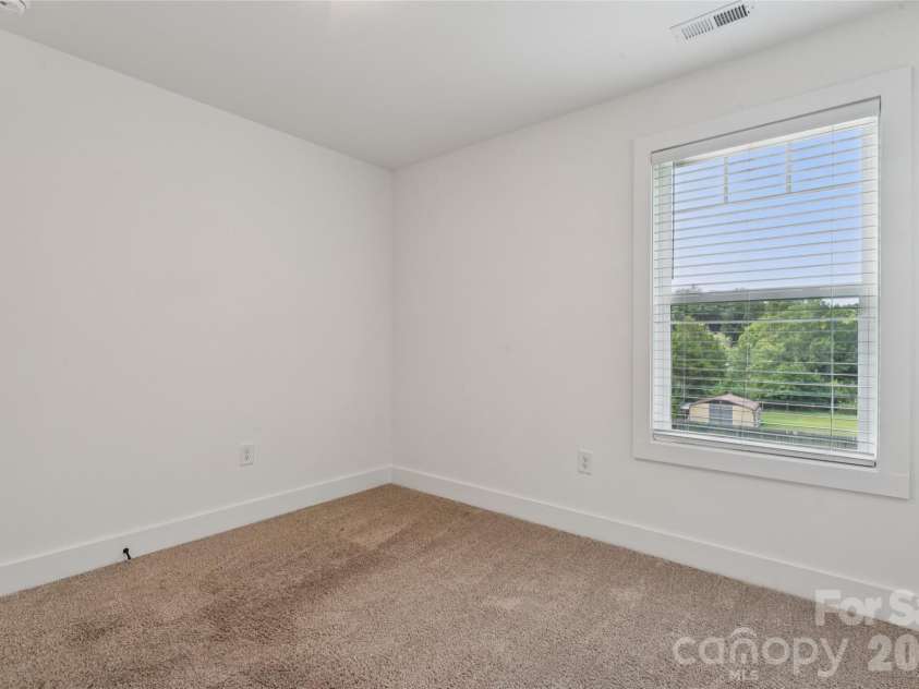 816 Fairview Street, Kannapolis, NC 28083.  MLS# CAR4413080, YatesRealty ID 44045. 