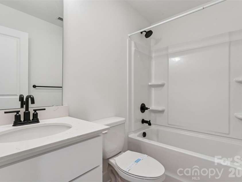 816 Fairview Street, Kannapolis, NC 28083.  MLS# CAR4413080, YatesRealty ID 44045. 