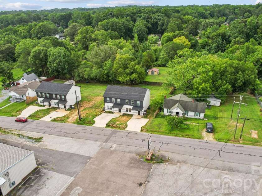 816 Fairview Street, Kannapolis, NC 28083.  MLS# CAR4413080, YatesRealty ID 44045. 
