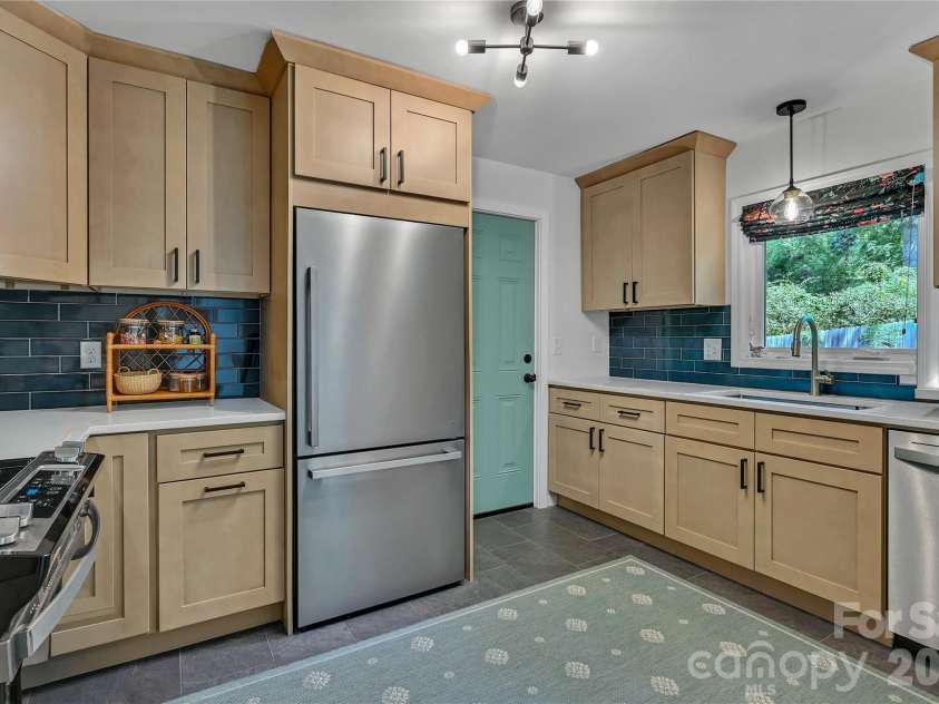 349 Country Club Road, Asheville, NC 28804.  MLS# CAR4414240, YatesRealty ID 44046. 