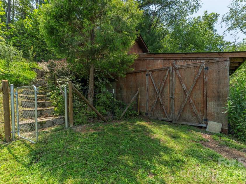 50 Embler Road, Alexander, NC 28701.  MLS# CAR4413083, YatesRealty ID 44048. Great storage