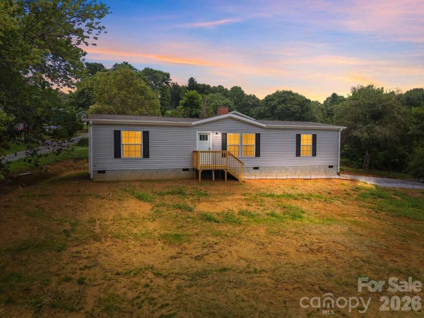 25 Caldwell Road, Waynesville, NC 28786.  MLS# CAR4414496, YatesRealty ID 44049. 