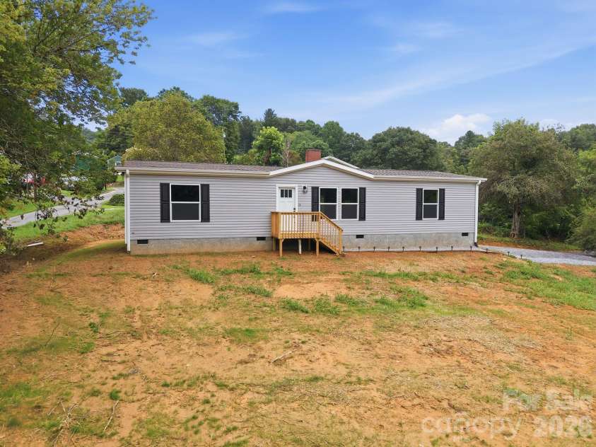 25 Caldwell Road, Waynesville, NC 28786.  MLS# CAR4414496, YatesRealty ID 44049. 