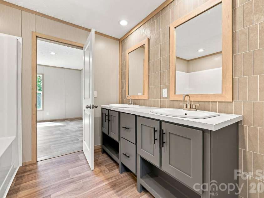 25 Caldwell Road, Waynesville, NC 28786.  MLS# CAR4414496, YatesRealty ID 44049. 