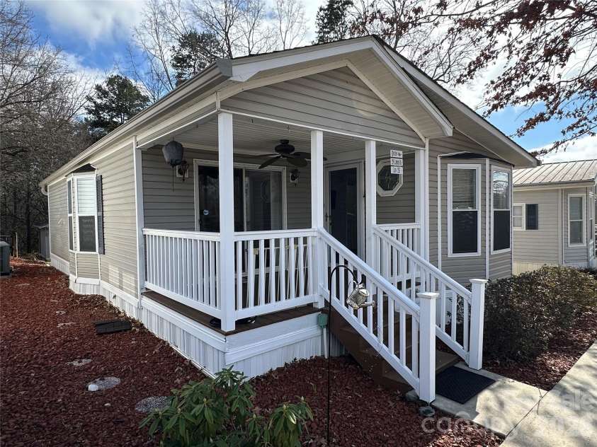 129 Club House Drive, New London, NC 28127.  MLS# CAR4350214, YatesRealty ID 4405. 
