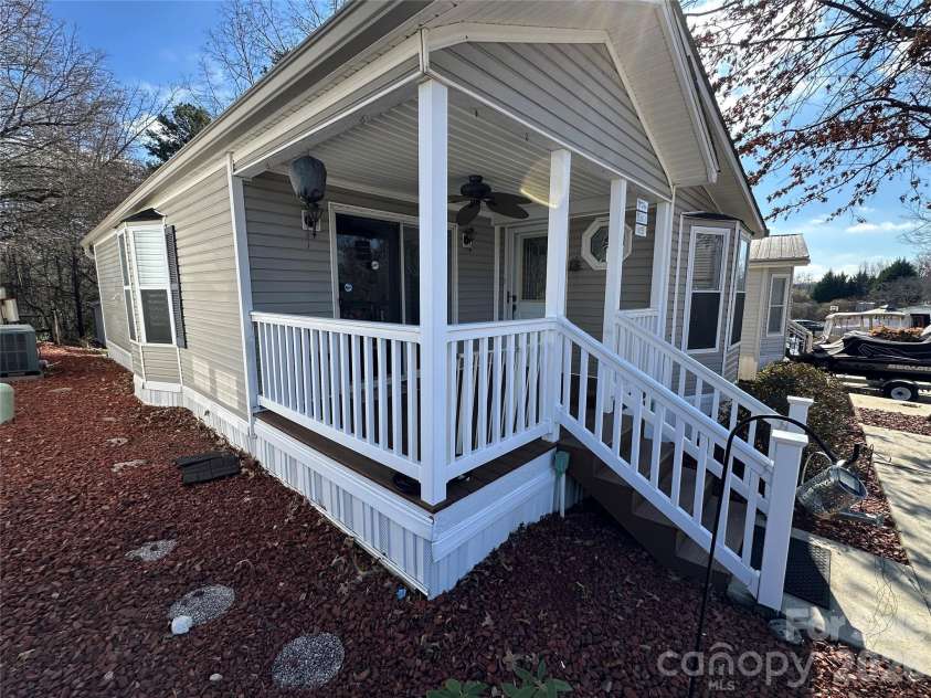129 Club House Drive, New London, NC 28127.  MLS# CAR4350214, YatesRealty ID 4405. 