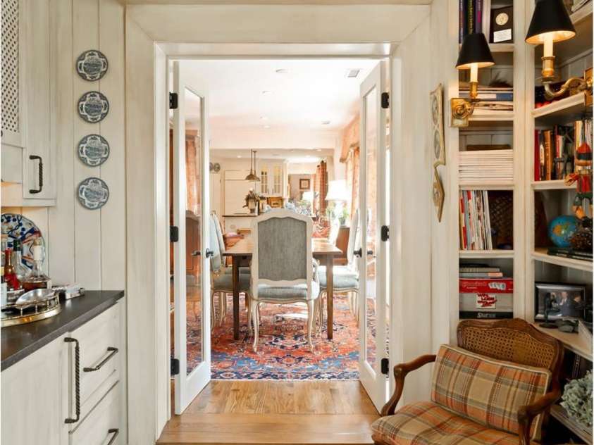 52 Stuyvesant Road, Asheville, NC 28803.  MLS# CAR4211066, YatesRealty ID 4405. 