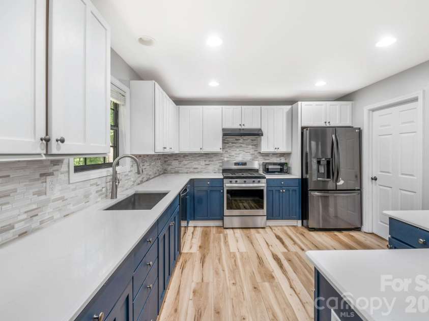 526 Whetstone Gap Road, Lake Toxaway, NC 28747.  MLS# CAR4412267, YatesRealty ID 44050. 