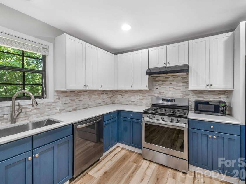 526 Whetstone Gap Road, Lake Toxaway, NC 28747.  MLS# CAR4412267, YatesRealty ID 44050. 