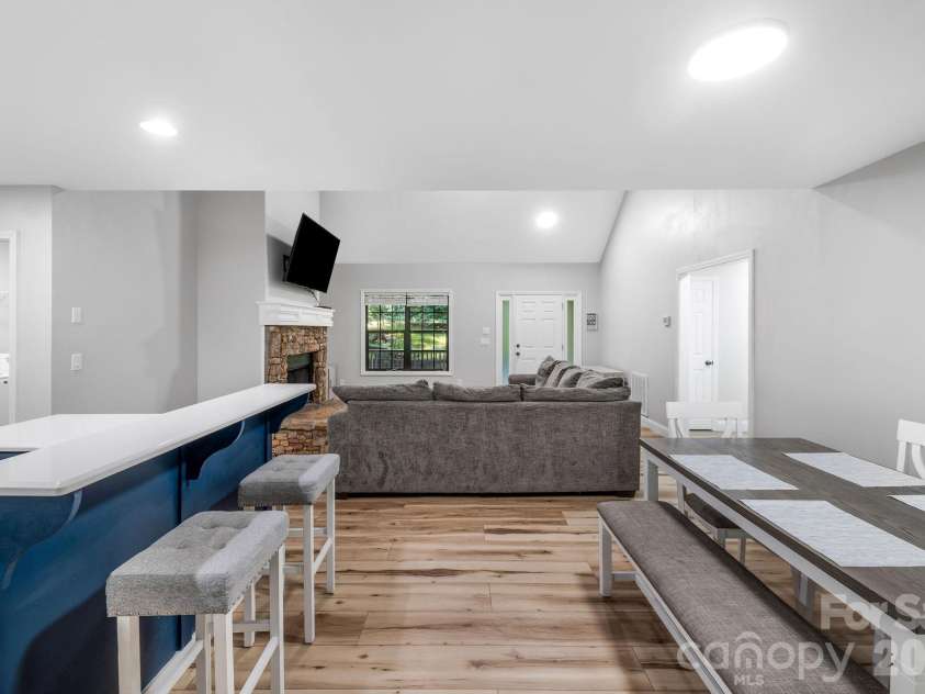 526 Whetstone Gap Road, Lake Toxaway, NC 28747.  MLS# CAR4412267, YatesRealty ID 44050. 