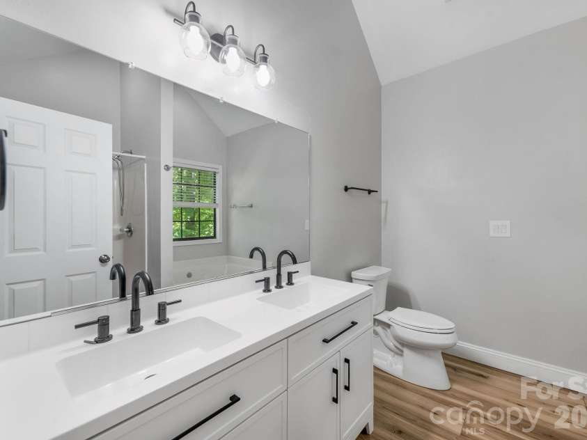 526 Whetstone Gap Road, Lake Toxaway, NC 28747.  MLS# CAR4412267, YatesRealty ID 44050. 