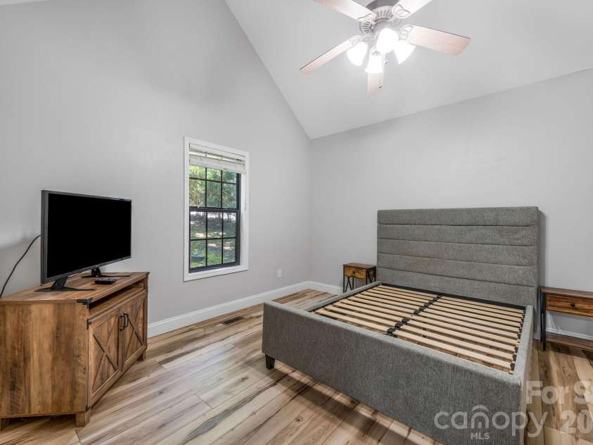 526 Whetstone Gap Road, Lake Toxaway, NC 28747.  MLS# CAR4412267, YatesRealty ID 44050. 
