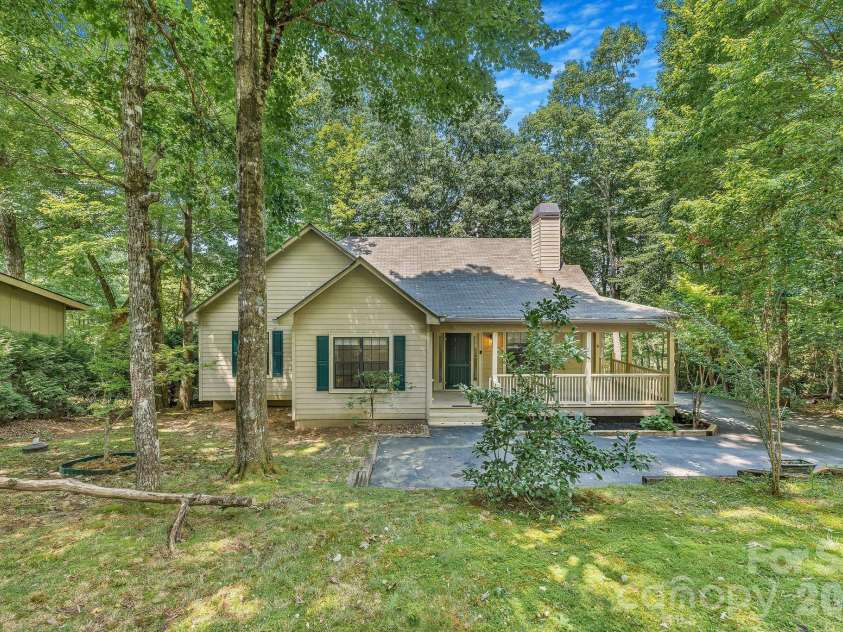 526 Whetstone Gap Road, Lake Toxaway, NC 28747.  MLS# CAR4412267, YatesRealty ID 44050. 