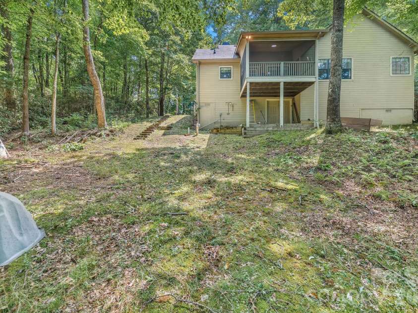 526 Whetstone Gap Road, Lake Toxaway, NC 28747.  MLS# CAR4412267, YatesRealty ID 44050. 