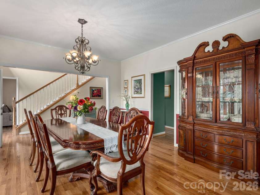 24 Nesbitts Olde Farm Road, Fairview, NC 28730.  MLS# CAR4367804, YatesRealty ID 44051. 