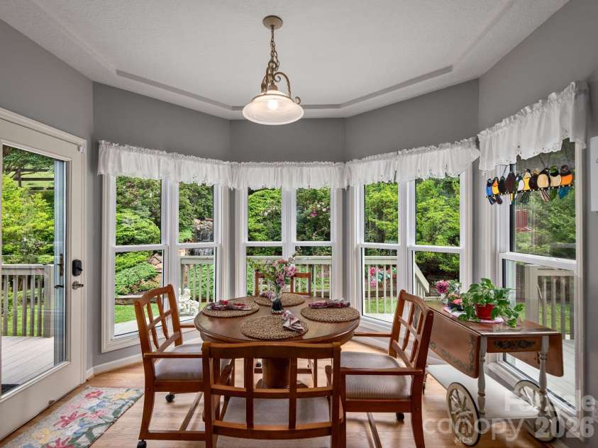24 Nesbitts Olde Farm Road, Fairview, NC 28730.  MLS# CAR4367804, YatesRealty ID 44051. 