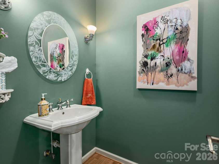 24 Nesbitts Olde Farm Road, Fairview, NC 28730.  MLS# CAR4367804, YatesRealty ID 44051. 