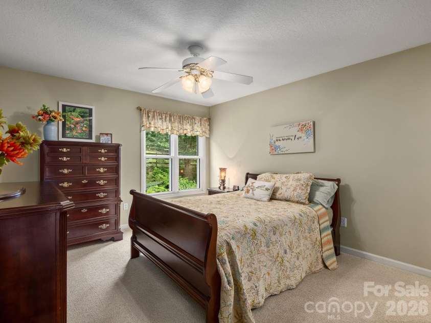 24 Nesbitts Olde Farm Road, Fairview, NC 28730.  MLS# CAR4367804, YatesRealty ID 44051. 