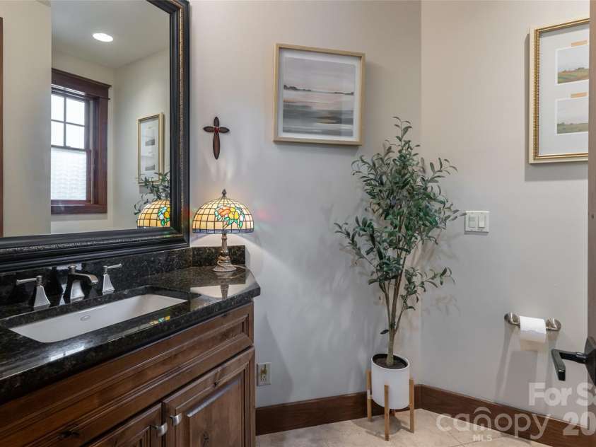 8 Points West Drive, Asheville, NC 28804.  MLS# CAR4413543, YatesRealty ID 44053. 