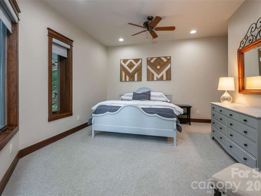 8 Points West Drive, Asheville, NC 28804.  MLS# CAR4413543, YatesRealty ID 44053. 