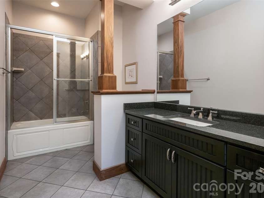 8 Points West Drive, Asheville, NC 28804.  MLS# CAR4413543, YatesRealty ID 44053. 