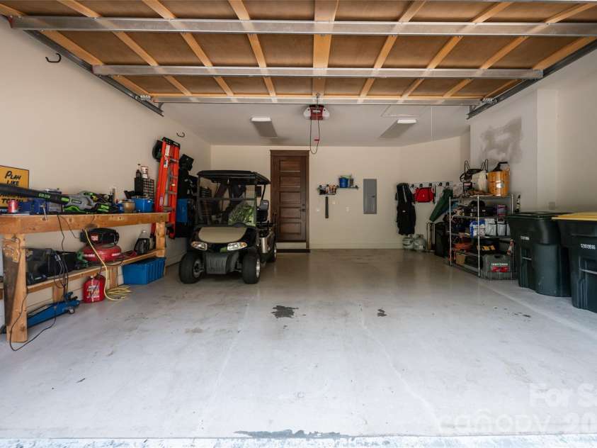 8 Points West Drive, Asheville, NC 28804.  MLS# CAR4413543, YatesRealty ID 44053. 