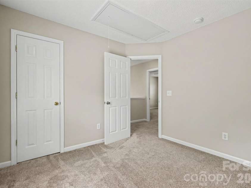 7674 Black Hawk Lane, Tega Cay, SC 29708.  MLS# CAR4413470, YatesRealty ID 44054. 