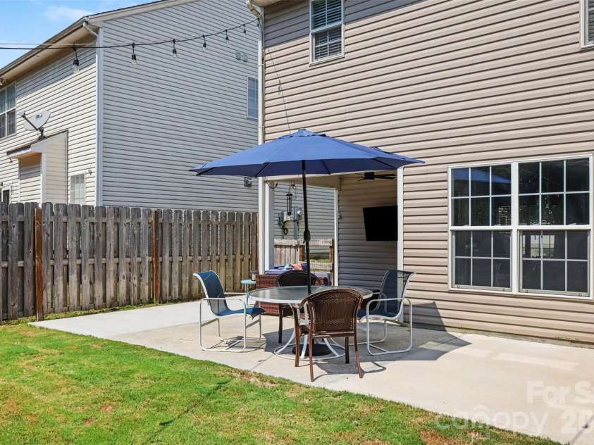 7674 Black Hawk Lane, Tega Cay, SC 29708.  MLS# CAR4413470, YatesRealty ID 44054. 