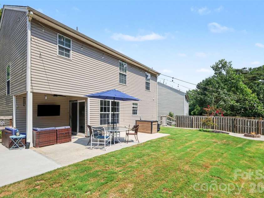 7674 Black Hawk Lane, Tega Cay, SC 29708.  MLS# CAR4413470, YatesRealty ID 44054. 