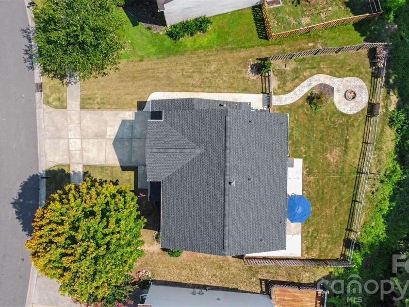 7674 Black Hawk Lane, Tega Cay, SC 29708.  MLS# CAR4413470, YatesRealty ID 44054. 