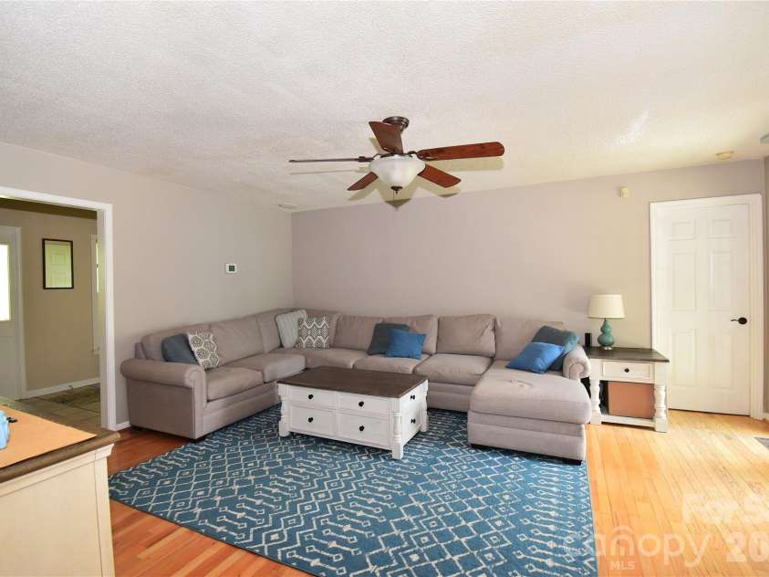 36 Cardinal Lane, Candler, NC 28715.  MLS# CAR4414046, YatesRealty ID 44055. 