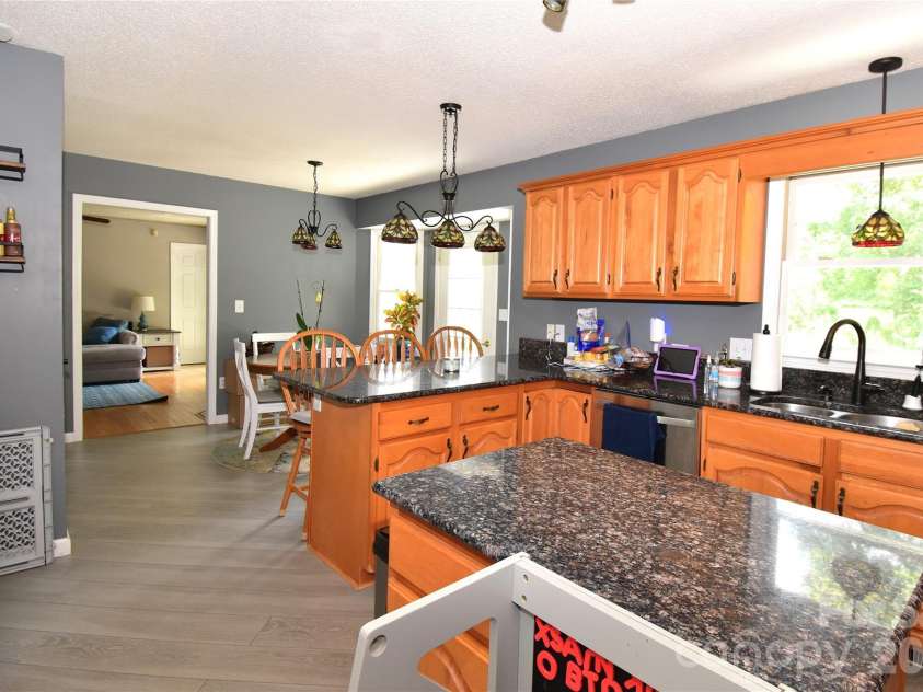 36 Cardinal Lane, Candler, NC 28715.  MLS# CAR4414046, YatesRealty ID 44055. 