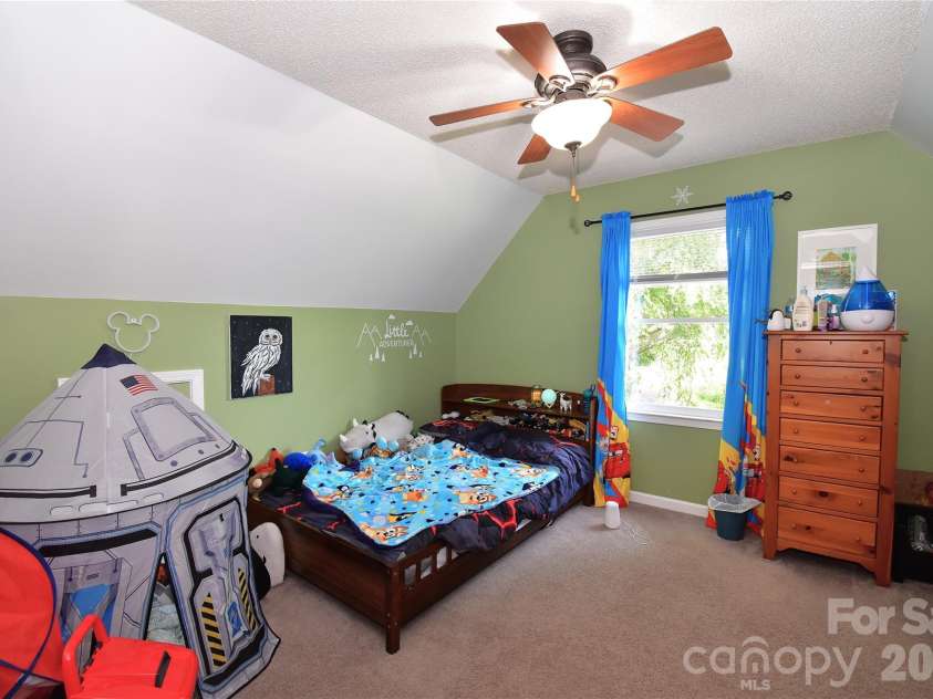 36 Cardinal Lane, Candler, NC 28715.  MLS# CAR4414046, YatesRealty ID 44055. 